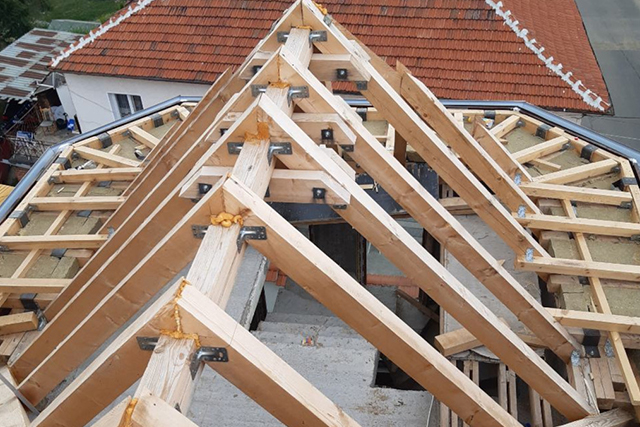 Изграждане на нов покрив